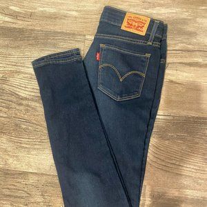 Levi's 711 Skinny Jeans